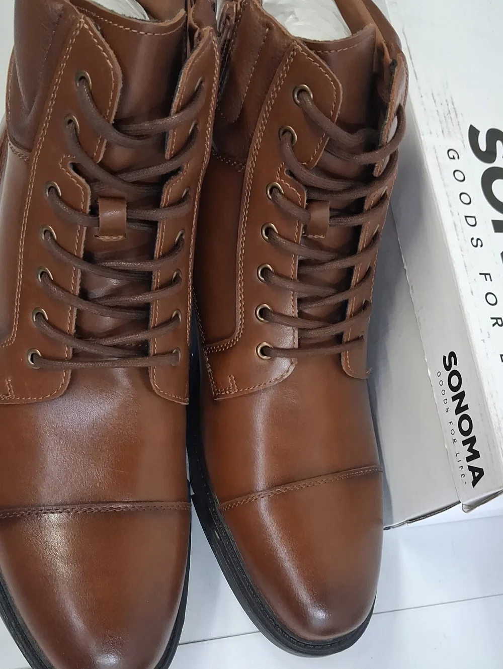 NWT Mens Sonoma Goods For Life Mateyo Memory Foam Cognac Boots